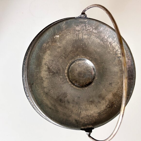 Vintage Pedastal Bride Basket Silver Tray with etching - Picture 8 of 9